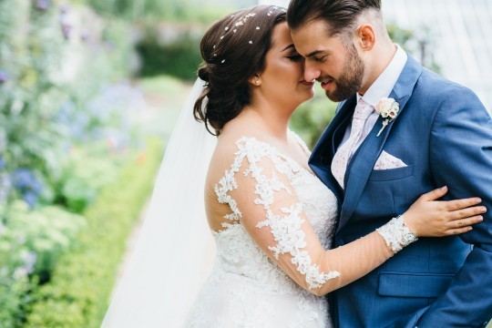 Coombe Lodge Wedding Photographer | Kate & Sam